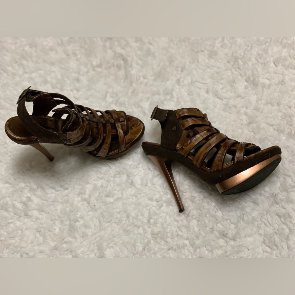 🆕 Sergio Zelcer Women Gladiator Heels Size 7 Color:Brown 😍